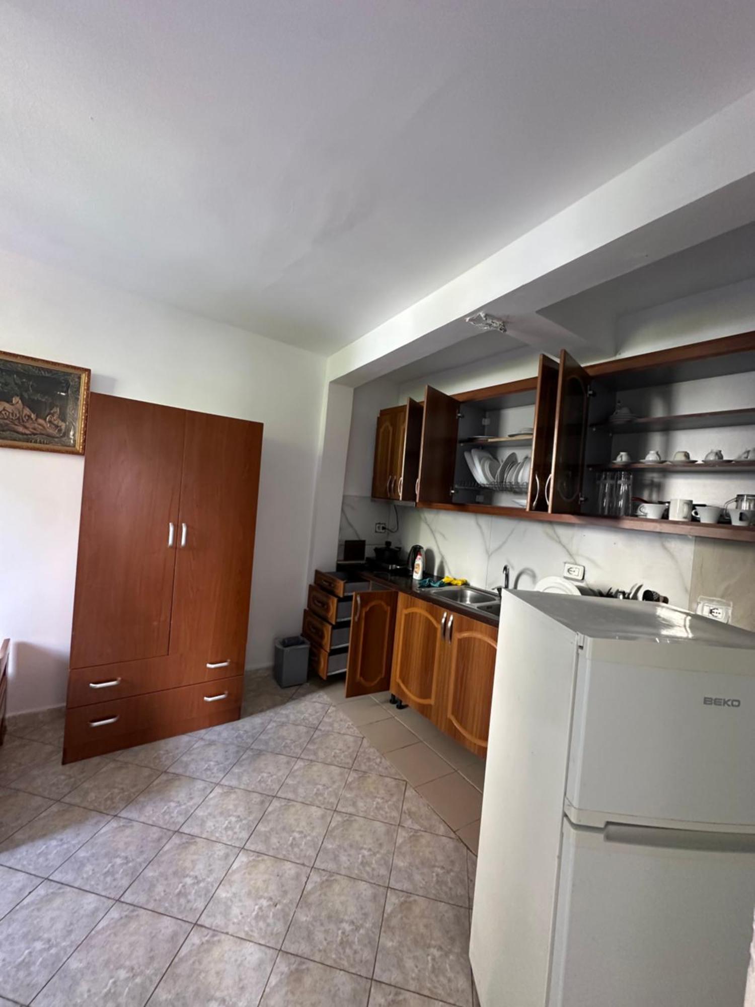 Tony Home Borsh Luaran gambar